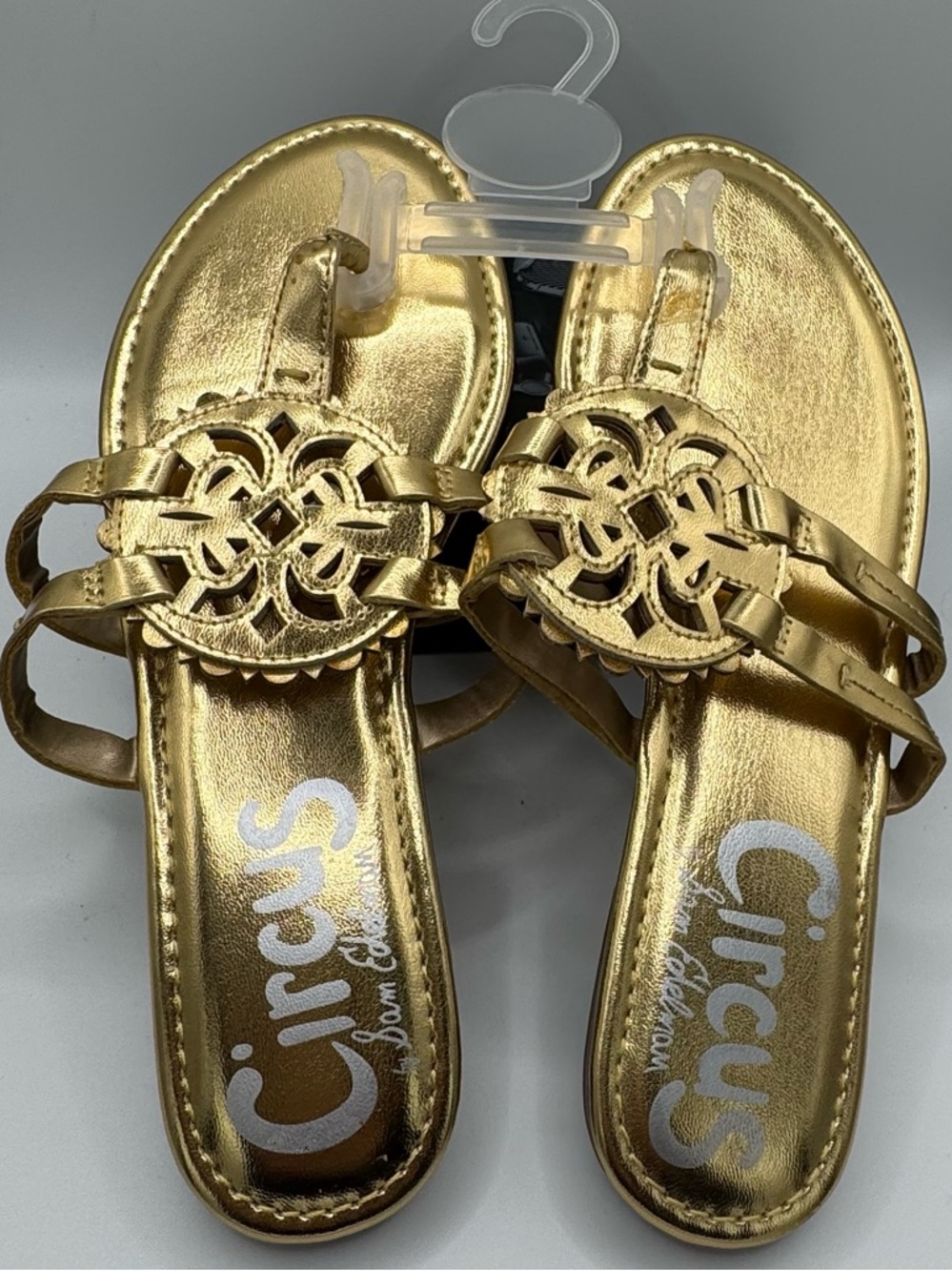 Circus by Sam Edelman Cherri Gold Metallic Medallion Sandals Summer Core 8 NWOT